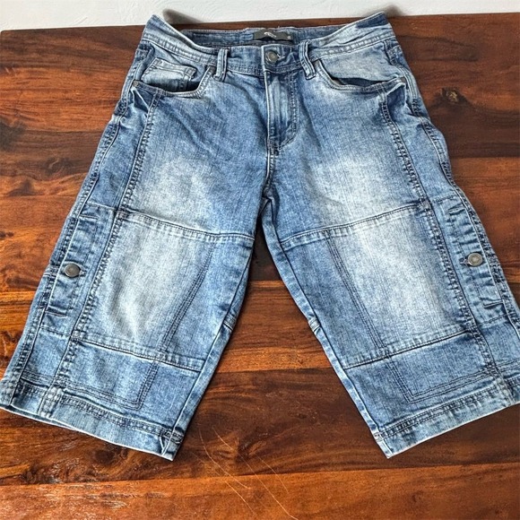 Mountain Ridge Men's Cargo Denim Shorts Size 30 Blue Baggy Loose Fit - Picture 1 of 6